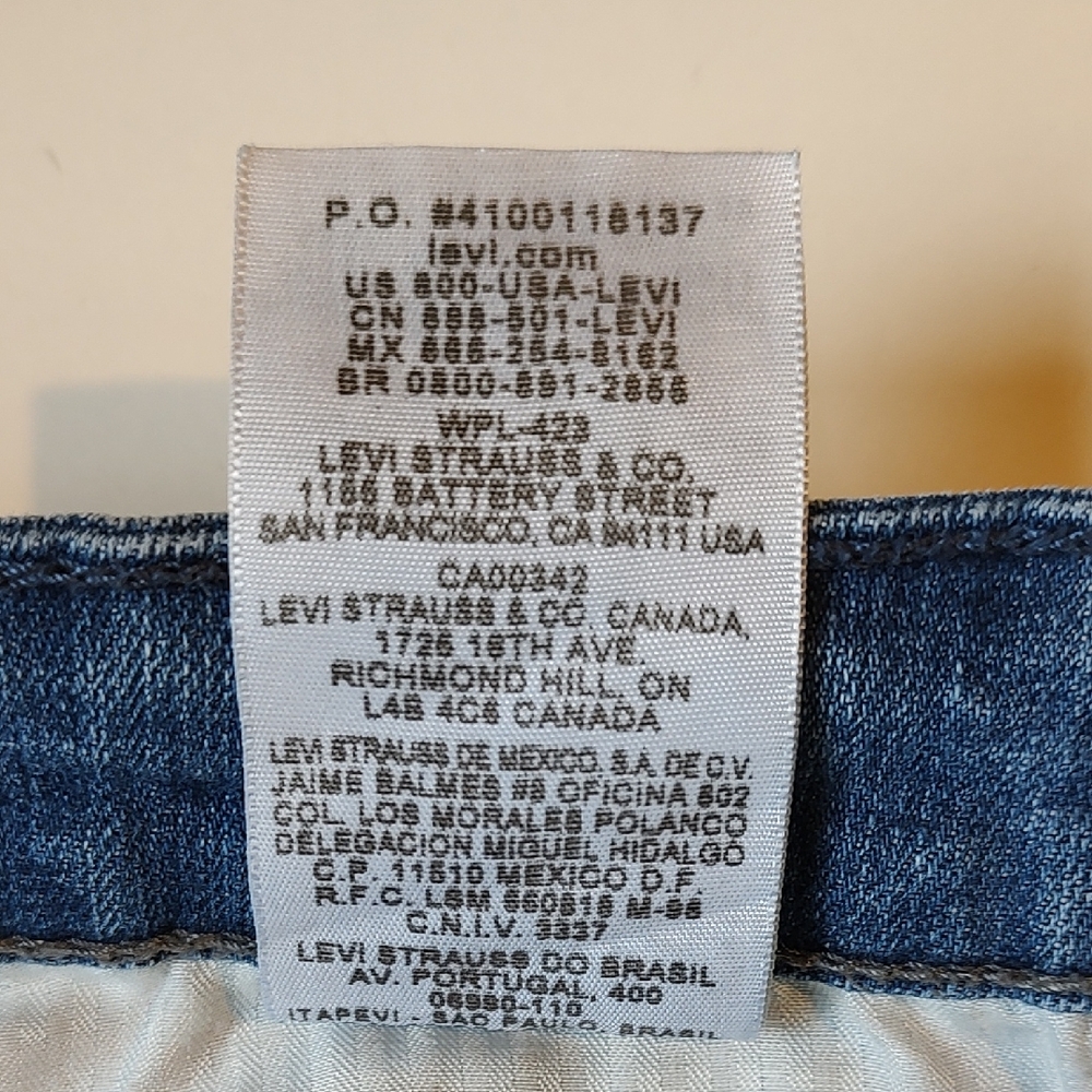 Levi's Medium Blue Straight-Leg Women's Jeans - Picture 7 of 8